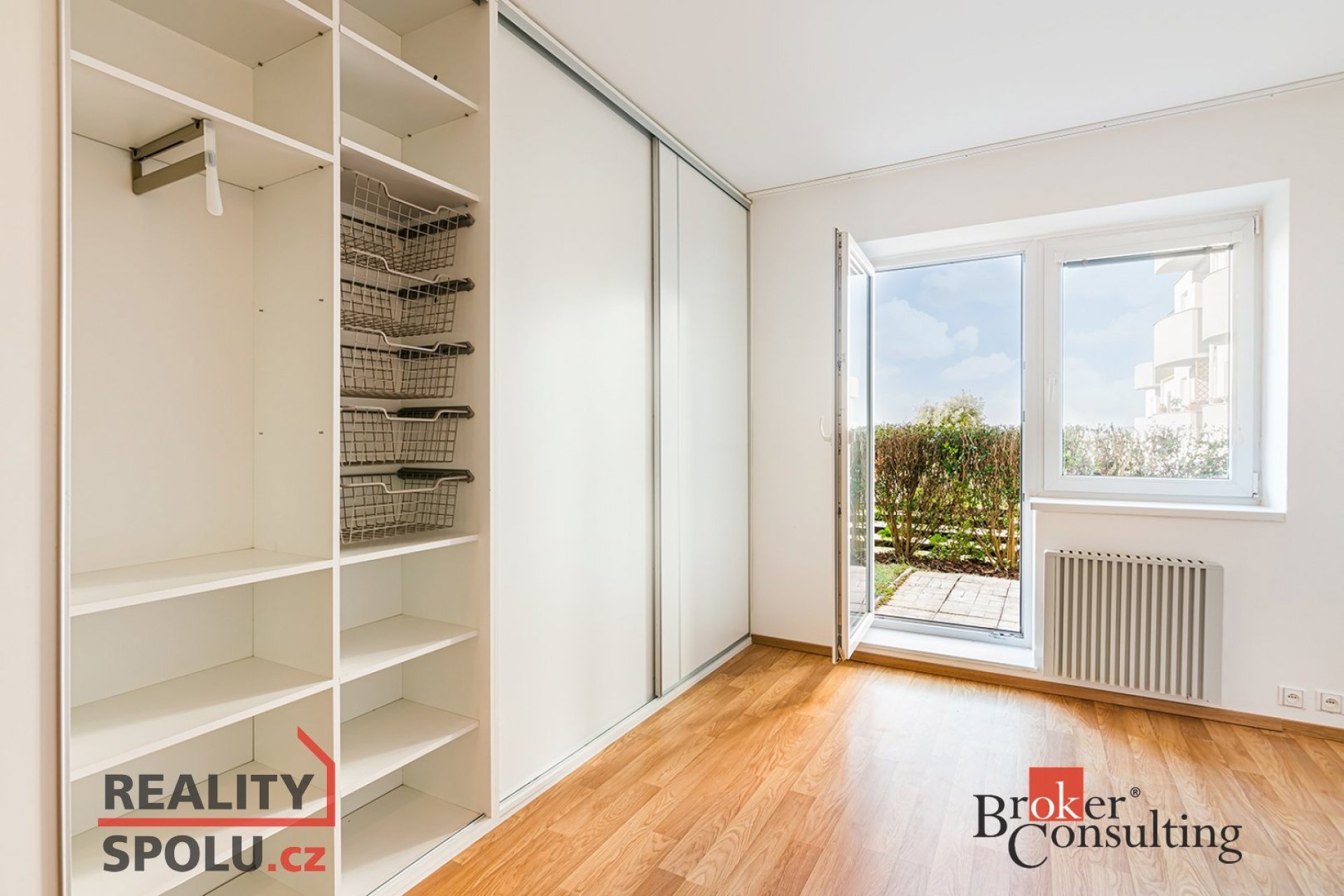 Pronájem bytu 2+kk s předzahrádkou, Nachová 2212/5, 621 00 Brno-Řečkovice