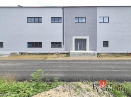 Pronájem komerčního objektu, sklad, 1 700 m²