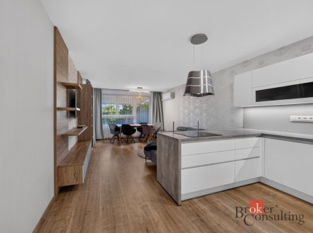 Pronájem, byty/2+kk, 66 m2, Rorýsová 2198/5, 14300 Praha, Hlavní město Praha [ID 87002]