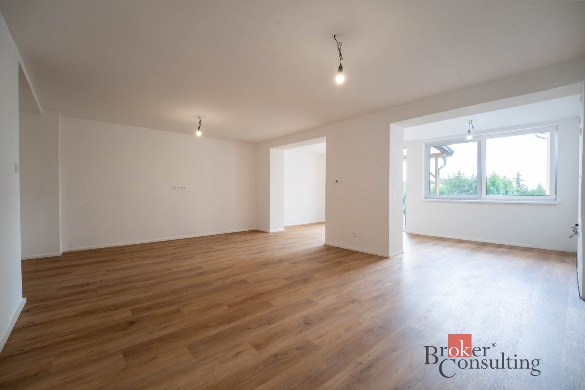 Prodej, byty/3+kk, 93 m2, 9. května 836, 66453 Újezd u Brna, Brno-venkov [ID 88355]