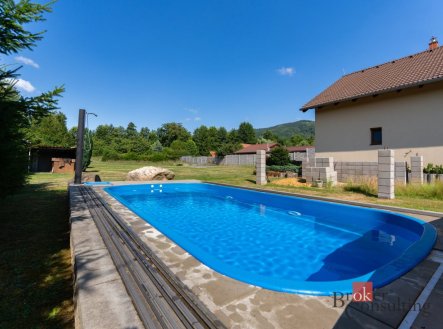Prodej domu/vily, 145 m², Krupka – náhled fotky 2