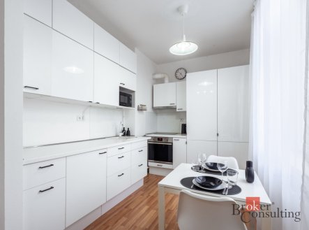 Prodej bytu, 1+1, 38 m², Břeclav – náhled fotky 2