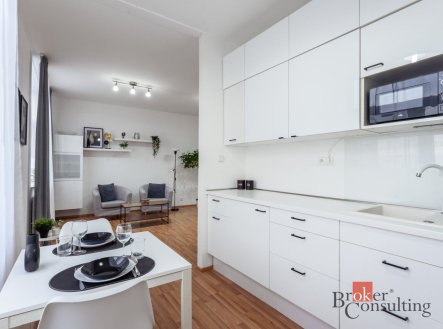 Prodej bytu, 1+1, 38 m², Břeclav – náhled fotky 4