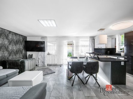 Prodej domu/vily, 196 m², Průhonice – náhled fotky 2