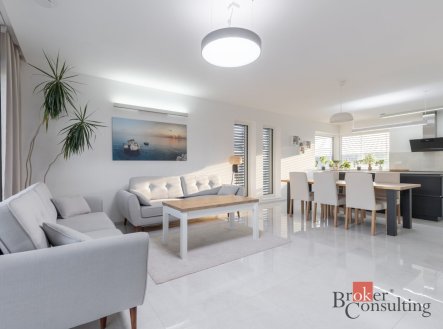 Prodej domu/vily, 259 m², Dambořice – náhled fotky 2