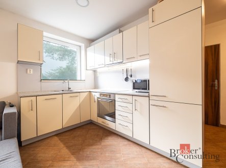 Pronájem bytu, 2+kk, 67 m²