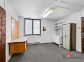 Pronájem komerčního objektu, sklad, 735 m²