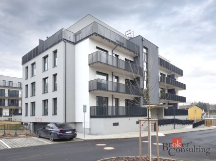 Pronájem bytu, 1+kk, 34 m²