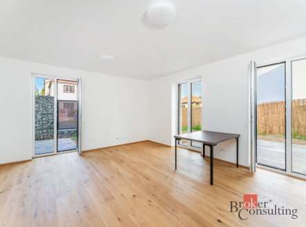 Pronájem bytu, 1+kk, 35 m²