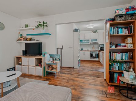 Pronájem bytu, 2+kk, 62 m²