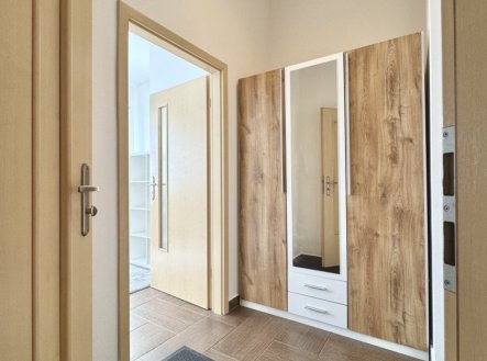 Pronájem bytu, 1+kk, 27 m²