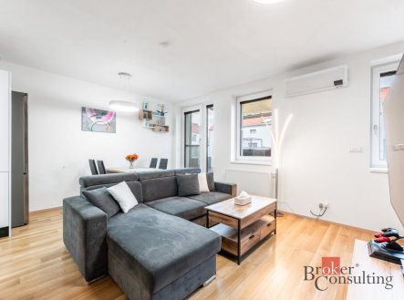 Prodej bytu, 3+kk, 70 m²