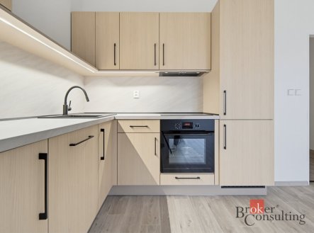 Pronájem bytu, 2+kk, 63,45 m²