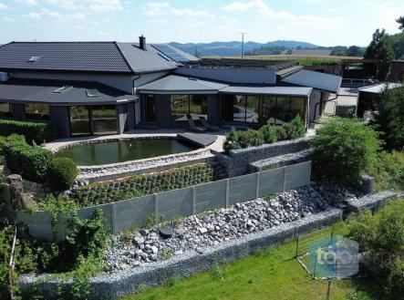 Prodej domu/vily, 698 m²