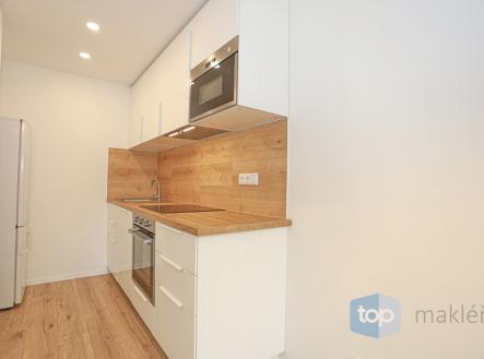 Pronájem bytu, 2+kk, 48 m²