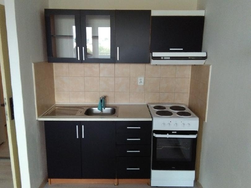 Tel.:604 799 700 RK Slezský dům