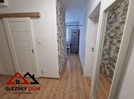 Tel.:604 799 700 RK Slezský dům