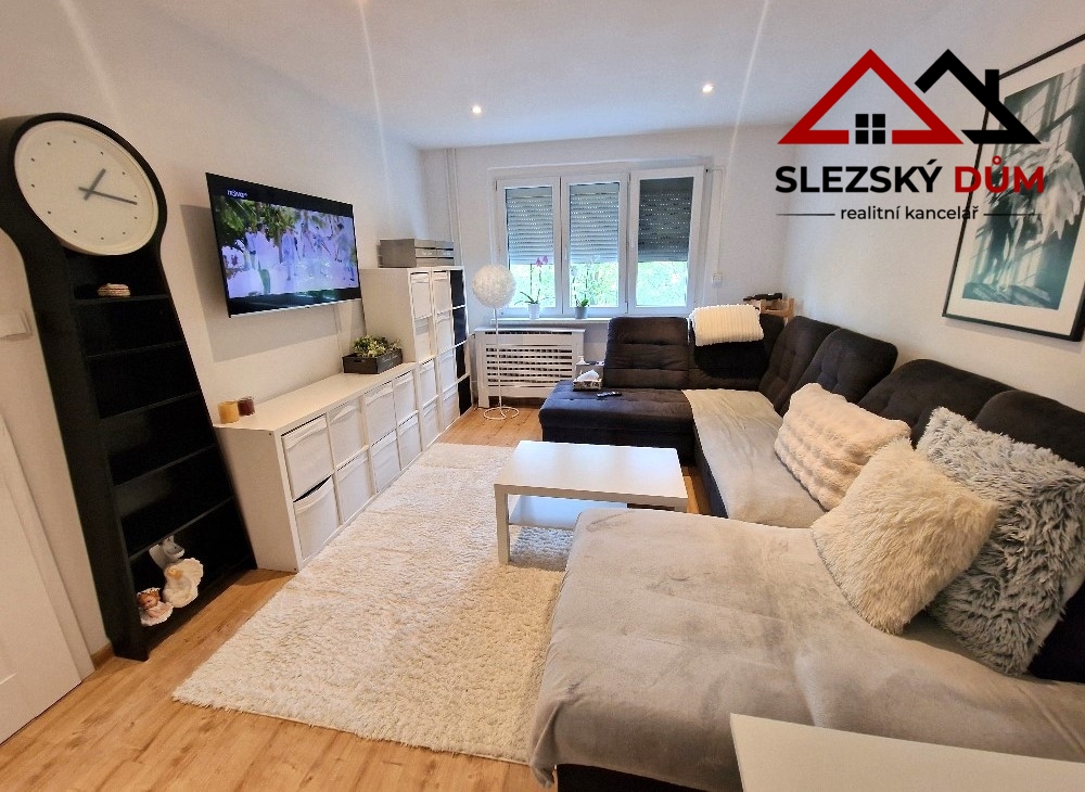 Tel.:604 799 700 RK Slezský dům