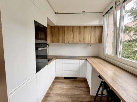 Prodej bytu, 3+1, 74 m²
