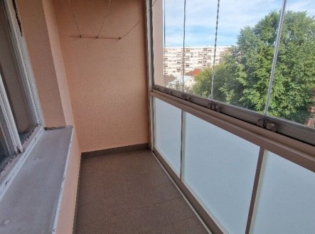 Prodej bytu 3+1 s lodžií ul. Příční, Karviná - Mizerov
