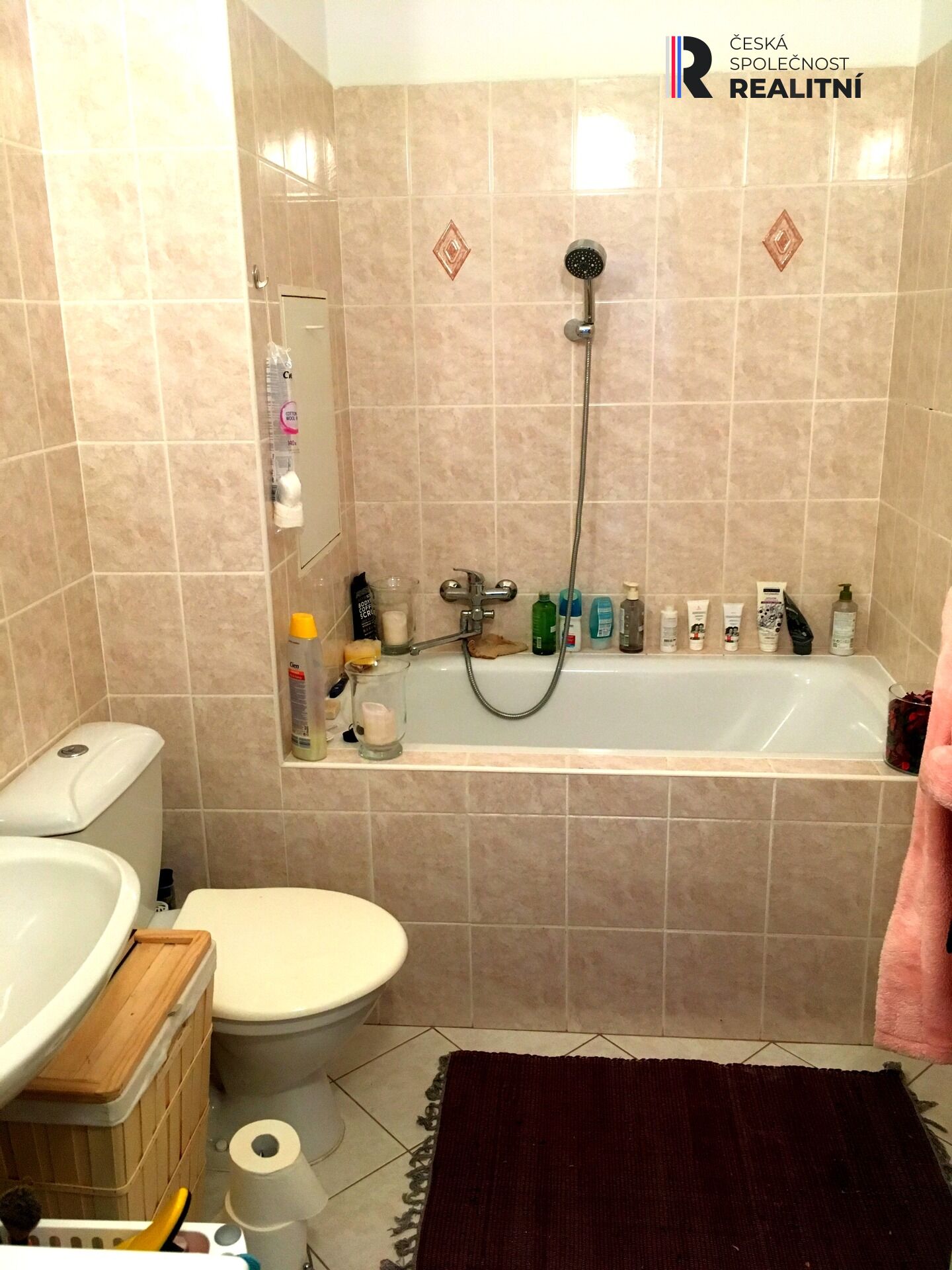 Pronájem bytu 2+kk v Líšni