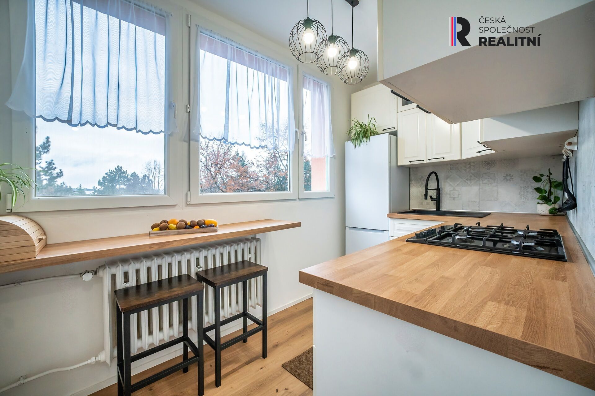 Prodej zrekonstruovaného bytu 3+1 s balkonem a sklepem, ulice Ježkova, Brno- Lesná