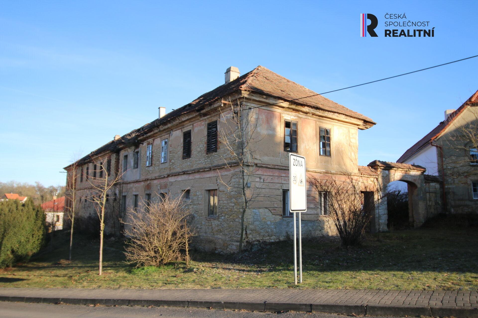 Prodej rozsáhlého objektu Velký Újezd