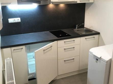 Pronájem bytu, 1+kk, 30 m²
