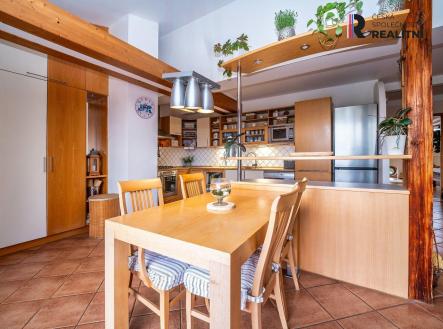 Prodej bytu, 3+1, 190 m²