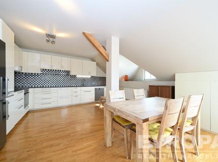 Pronájem bytu, 2+kk, 105 m²