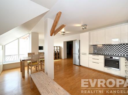 Pronájem bytu, 2+kk, 105 m²