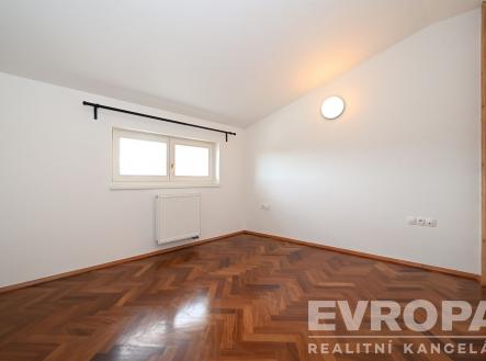 Prodej bytu, 2+kk, 54 m²