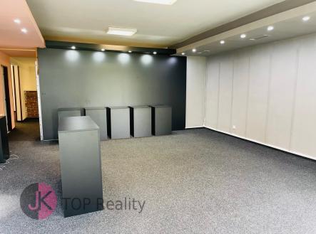 Pronájem kanceláře, 125 m²