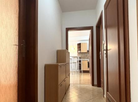 Pronájem bytu, 2+kk, 39 m²