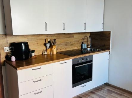 Pronájem bytu, 1+kk, 31 m²