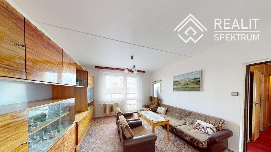 Dlouhodobý pronájem bytu 2+1 s lodžií v Žamberku