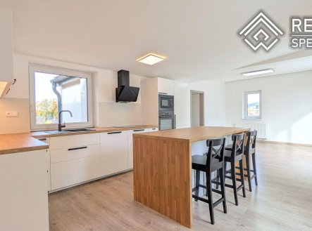 Pronájem bytu, 3+kk, 78 m²