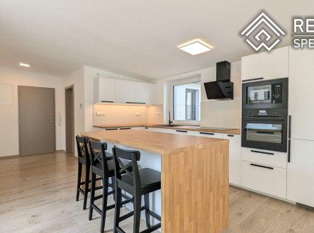 Pronájem bytu, 3+kk, 78 m²