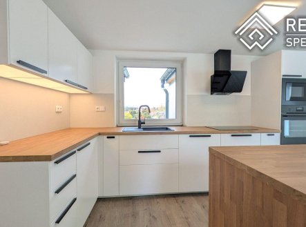 Pronájem bytu, 3+kk, 78 m²