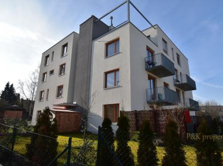 Pronájem bytu, 1+kk, 42 m²