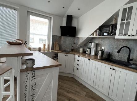 Pronájem bytu, 2+kk, 44 m²