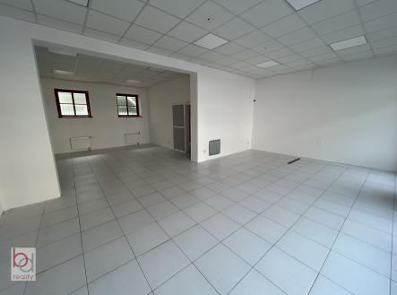Pronájem - komerční objekt, obchodní centrum, 69 m²