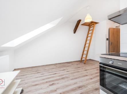 Pronájem bytu, 1+kk, 35 m²