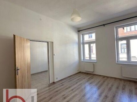 Pronájem bytu, 1+1, 37 m²