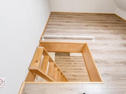 Pronájem bytu, 1+kk, 35 m²