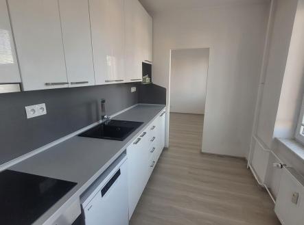 Pronájem bytu, 3+kk, 68 m²