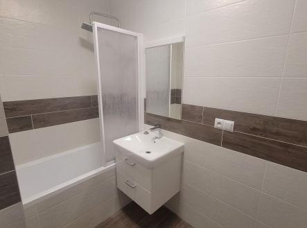 Pronájem bytu, 3+kk, 68 m²