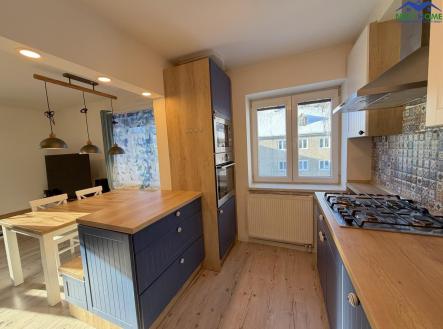 Prodej bytu, 4+kk, 94 m²