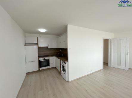 Pronájem bytu, 1+kk, 32 m² obrázek