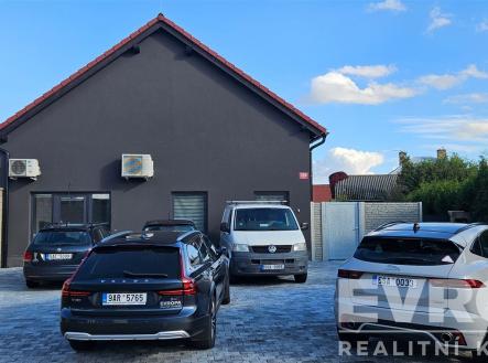 Prodej obchodní prostor, 119 m²